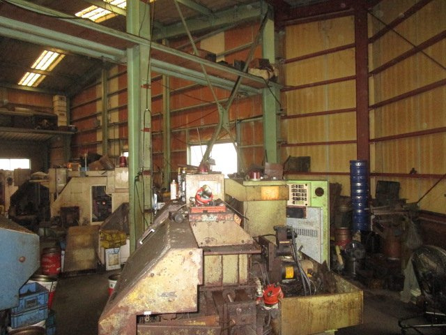 岸和田市内畑町956売工場の内装