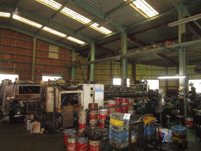 岸和田市内畑町956売工場の内装