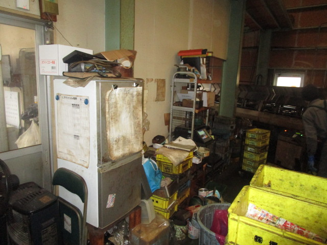 岸和田市内畑町956売工場の内装