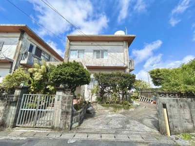 【外観】 | 那覇市首里石嶺町2丁目　戸建