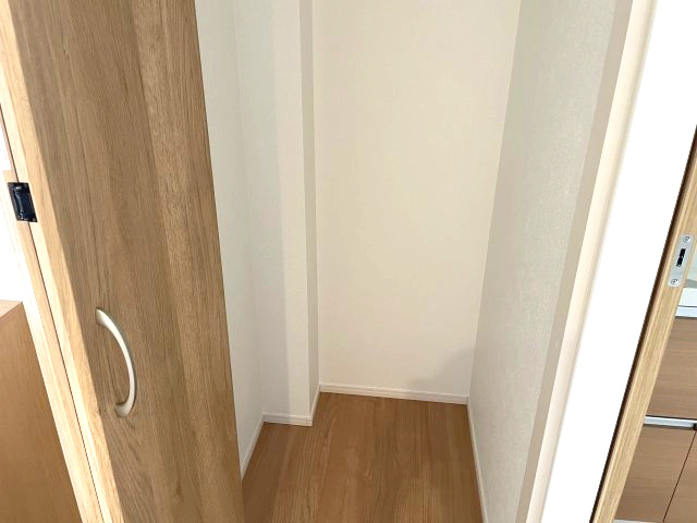 廿日市市平良二丁目　№35454の収納|玄関横収納