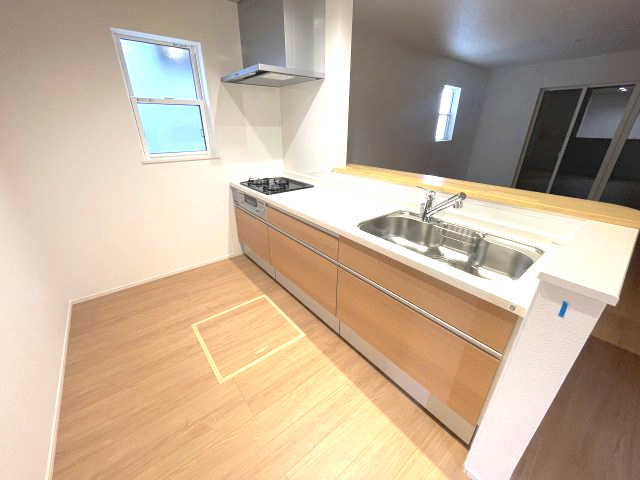 廿日市市平良二丁目　№35454のキッチン|手元が隠せる、便利な
カウンターキッチンです。