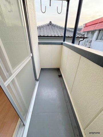 サンハイツ江坂のバルコニー