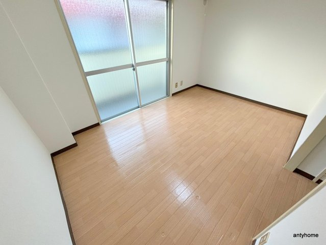 サンハイツ江坂の寝室