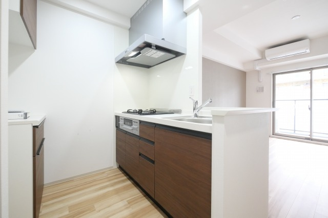 STANDZ新大阪のキッチン