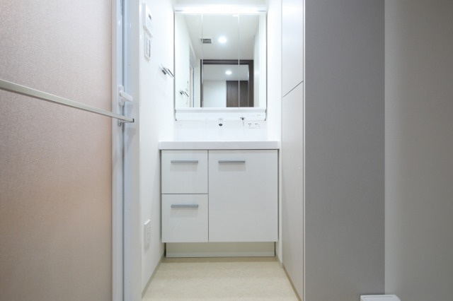 STANDZ新大阪の独立洗面台