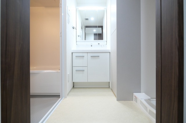 STANDZ新大阪の洗面所