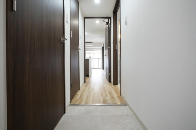 STANDZ新大阪の内装