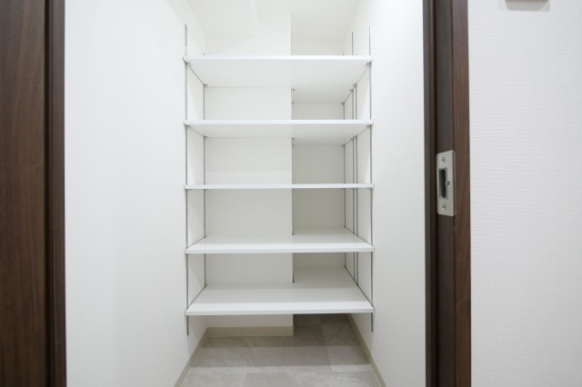 STANDZ新大阪の収納|SIC