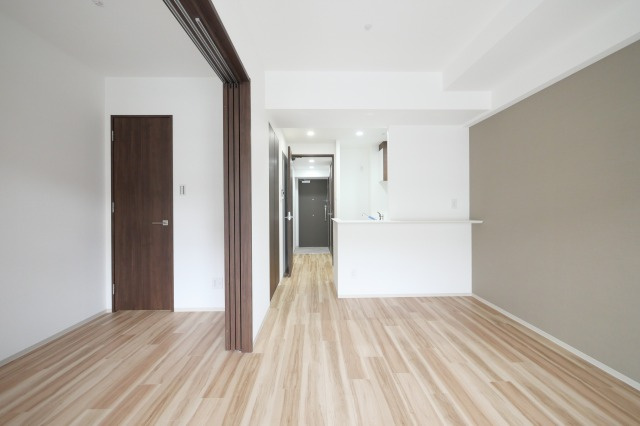 STANDZ新大阪の居間・リビング