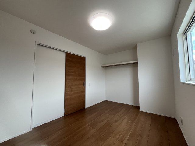 仲介手数料不要！　東根市中央東二丁目2-10（B棟）の洋室