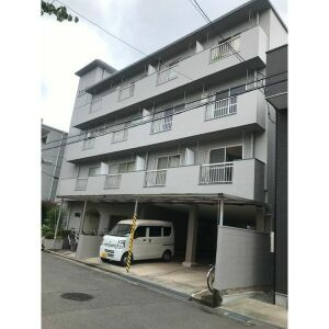 大栄マンションの外観