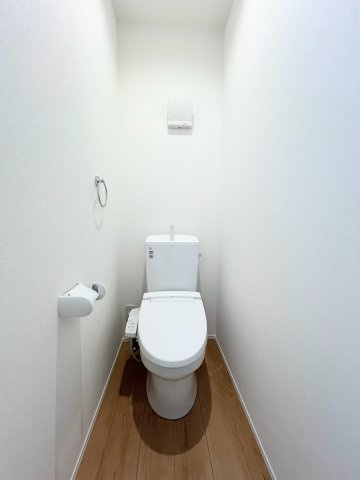 仲介手数料不要！　東根市中央東二丁目2-10（A棟）のトイレ