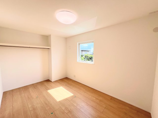 仲介手数料不要！　東根市中央東二丁目2-10（A棟）の洋室