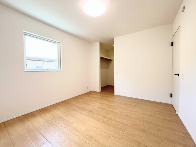 仲介手数料不要！　東根市中央東二丁目2-10（A棟）の洋室