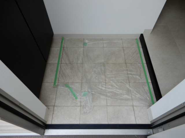 WITH　ROSE　AKASHIの玄関