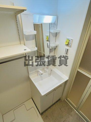 仲介手数料０円！LE　COCON　岩塚の洗面所