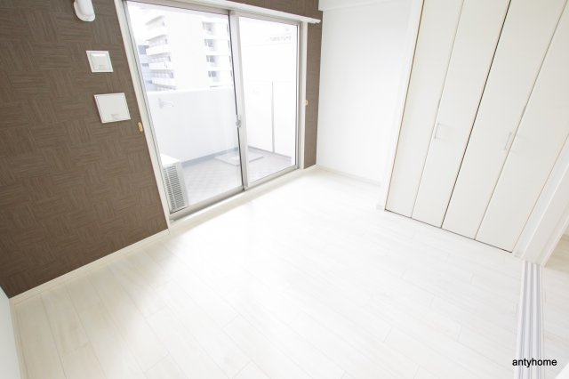 スプランディッド新大阪3　仲介手数料無料の洋室