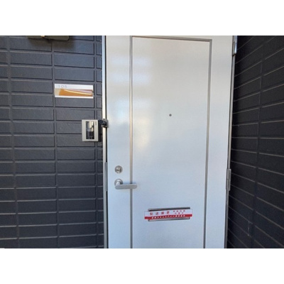 【玄関】 | レーベンハイツ