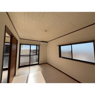 【居間・リビング】 | レーベンハイツ