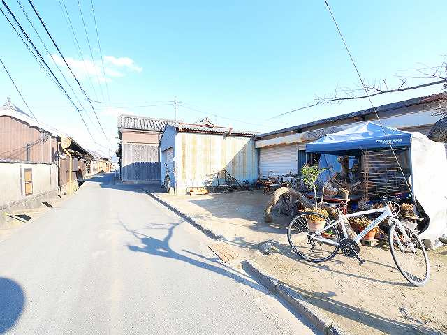 美濃庄町ガレージ