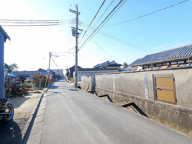 美濃庄町ガレージ