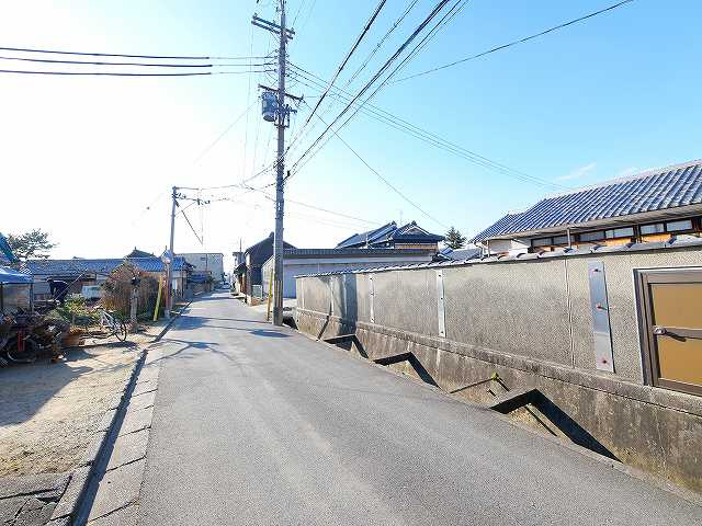 美濃庄町ガレージ