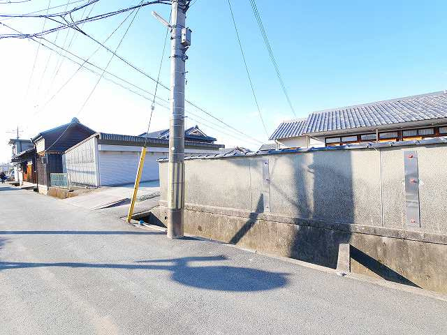 美濃庄町ガレージ