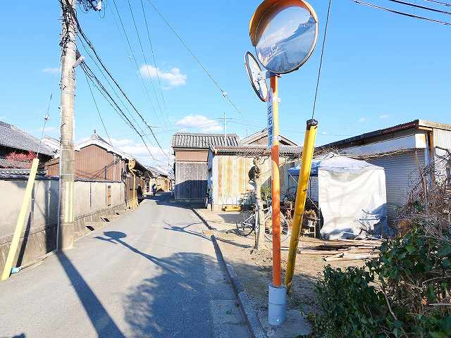 美濃庄町ガレージ
