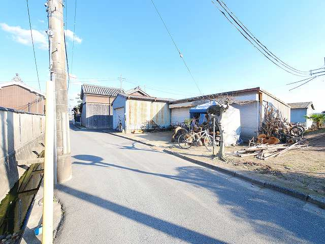 美濃庄町ガレージ