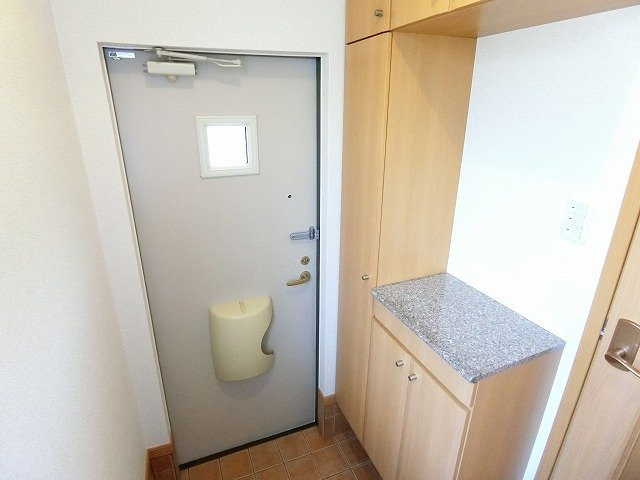 ソレアードⅡの玄関