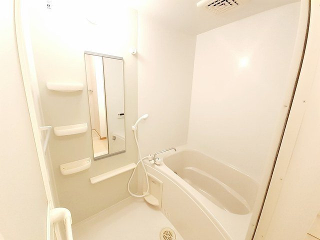 メゾン　ド　フランＢの浴室