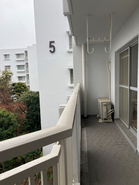 エステート上水本町６号棟のバルコニー