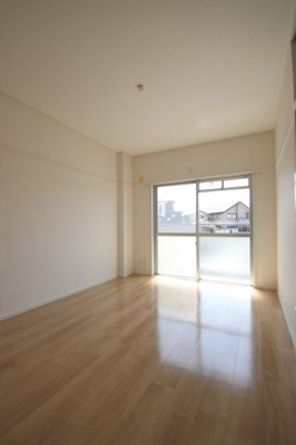 【洋室】 | 滝谷ユタカハイツ