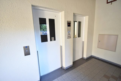 【その他共用部分】 | 阪急南茨木ハイタウン美沢E棟 | サイトに掲載されていない箇所の写真、撮影してお届けさせて頂きます！気になる物件で、見たい部分の画像が無い場合は、弊社スタッフまでご連絡下さいませ。お客様の気になる箇所を、カメラにて撮影して参ります！