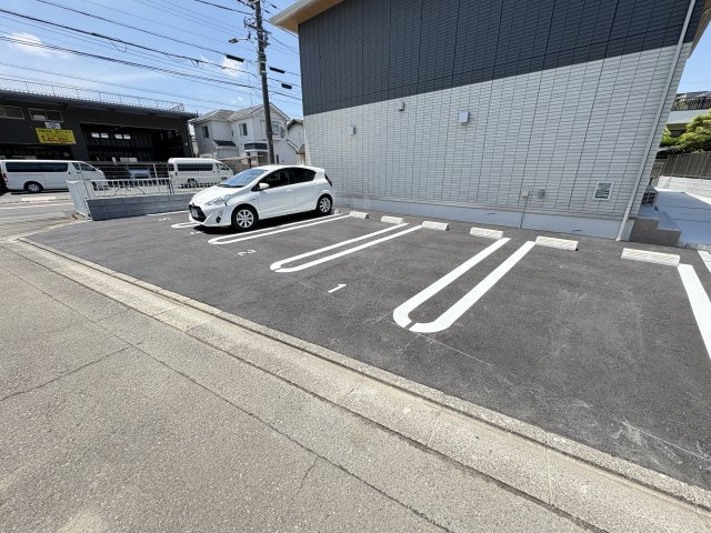 パークサイドヴィラⅢの駐車場