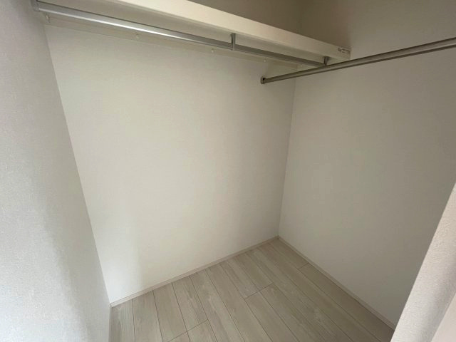廿日市市平良二丁目　№35456の収納|洋室6帖内収納