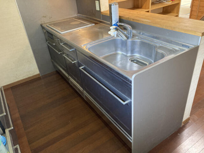 【キッチン】 | 加茂　戸建貸家 | キッチン幅２．１ｍ