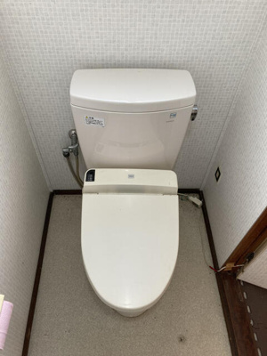【トイレ】 | 加茂　戸建貸家 | １階トイレ