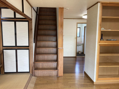 【その他】 | 加茂　戸建貸家 | 階段