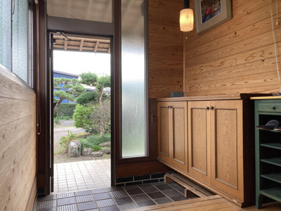 【玄関】 | 加茂　戸建貸家