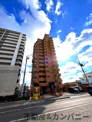 ◎角部屋◎低層階◎1000万以下のお部屋◎日当たりの外観