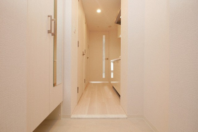 【玄関】 | エスリードレジデンス大阪難波 | 毎日通る玄関はこちらです