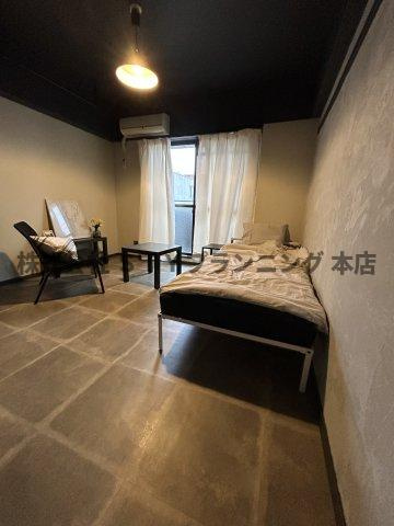 仲介手数料０円！STUDIO　SHIROGANEの居間・リビング