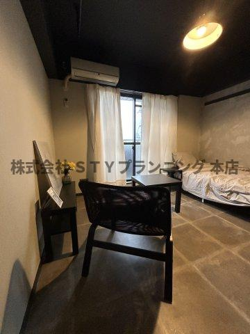 仲介手数料０円！STUDIO　SHIROGANEの居間・リビング