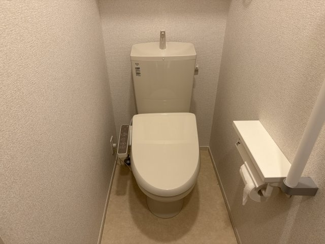 オイコスオニロ田井のトイレ