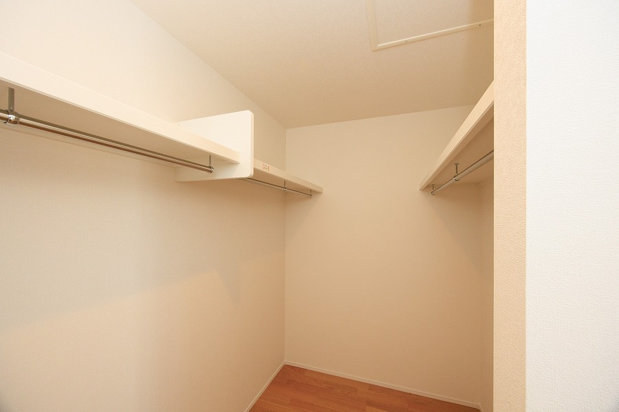 サンコート　若松区鴨生田２丁目の収納