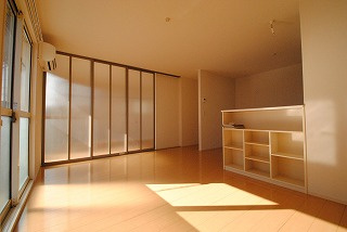 アルル　A棟の居間・リビング