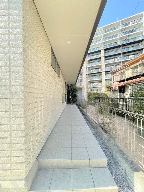 Ｔｈｅ　Ｔ．Ｍ　Ｒｅｓｉｄｅｎｃｅ　Ｗのその他共用部分|手入れの行き届いたエントランス