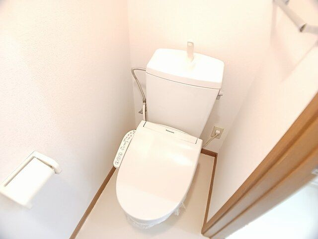 メゾン　ミレニアム　　刈谷市近郊の賃貸はクラスホームのトイレ